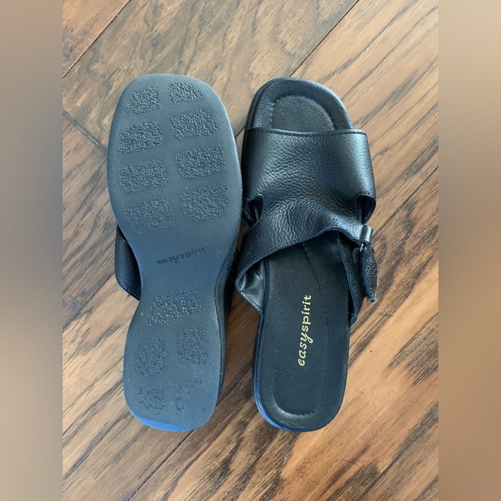 Easy Spirit Sandals - Picture 2 of 4